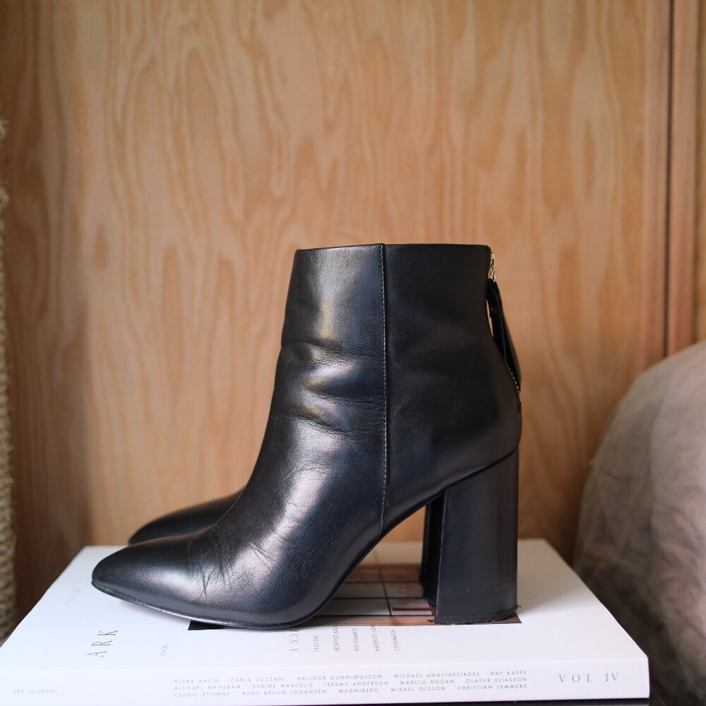 & Other Stories Boots 37